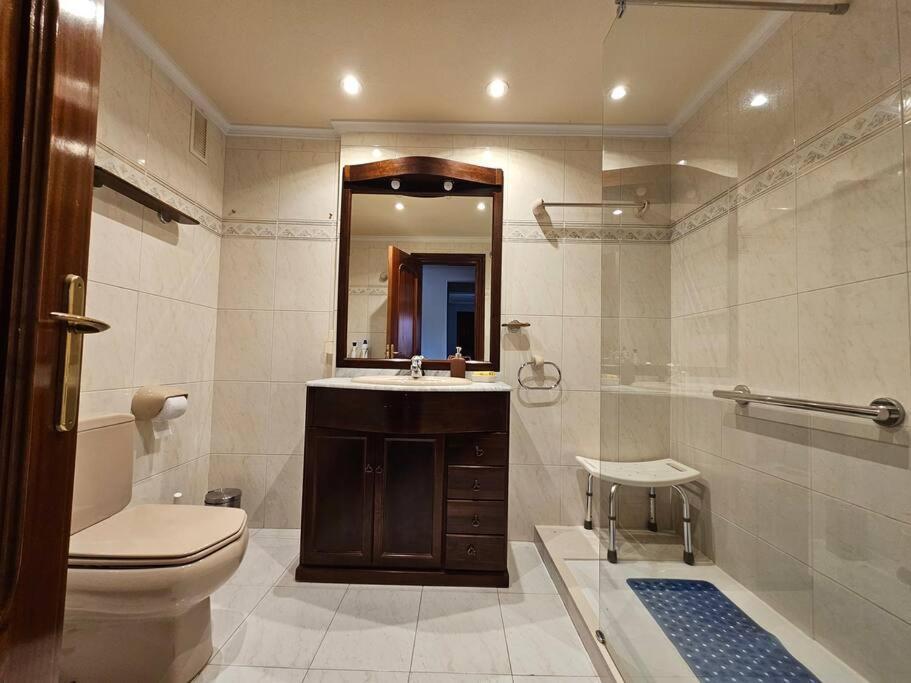 15A04 Duplex Y Garaje En Centro Apartment Llanes Bagian luar foto