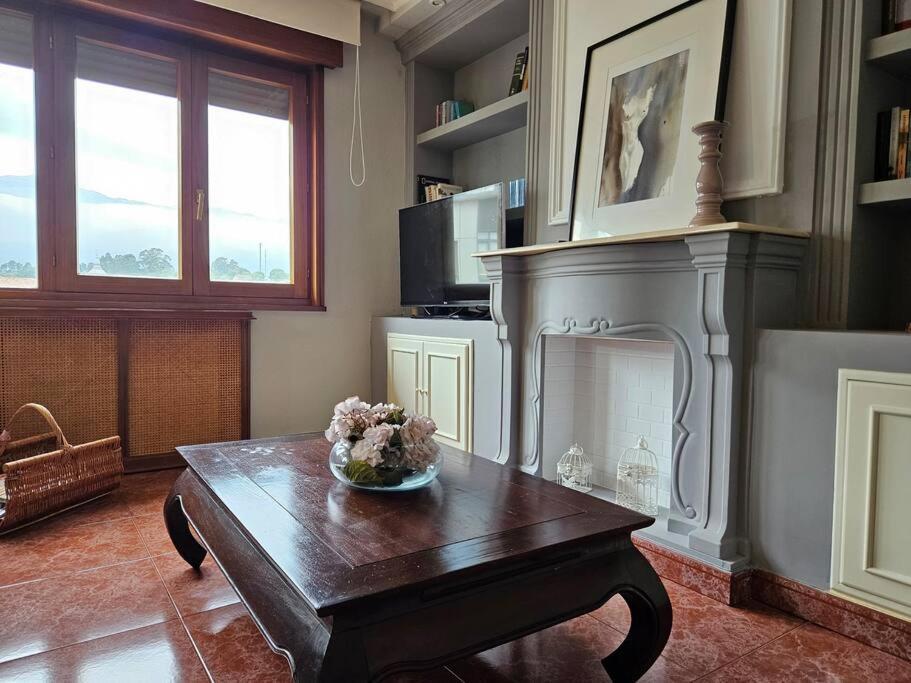 15A04 Duplex Y Garaje En Centro Apartment Llanes Bagian luar foto